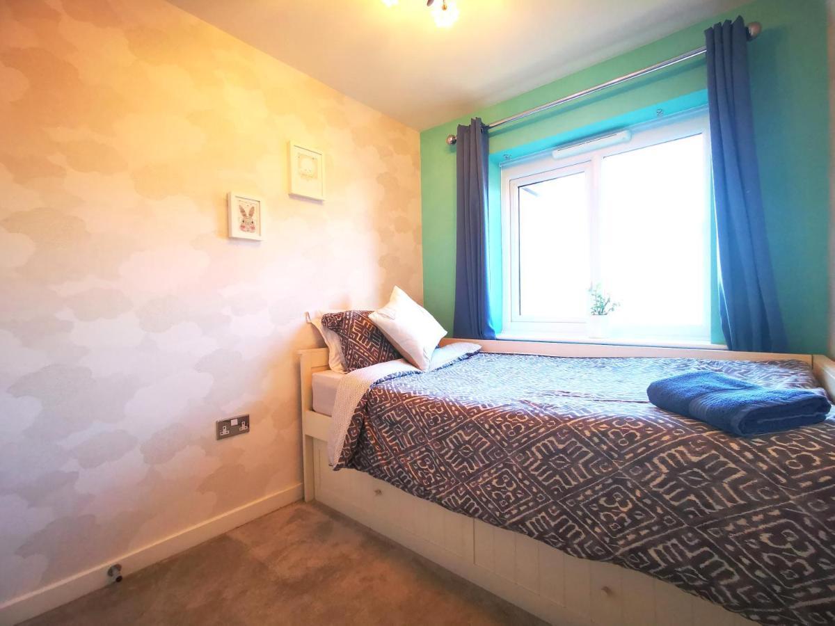 The Lawnswood - Central Manchester Holiday Home With Free Parking Exteriér fotografie