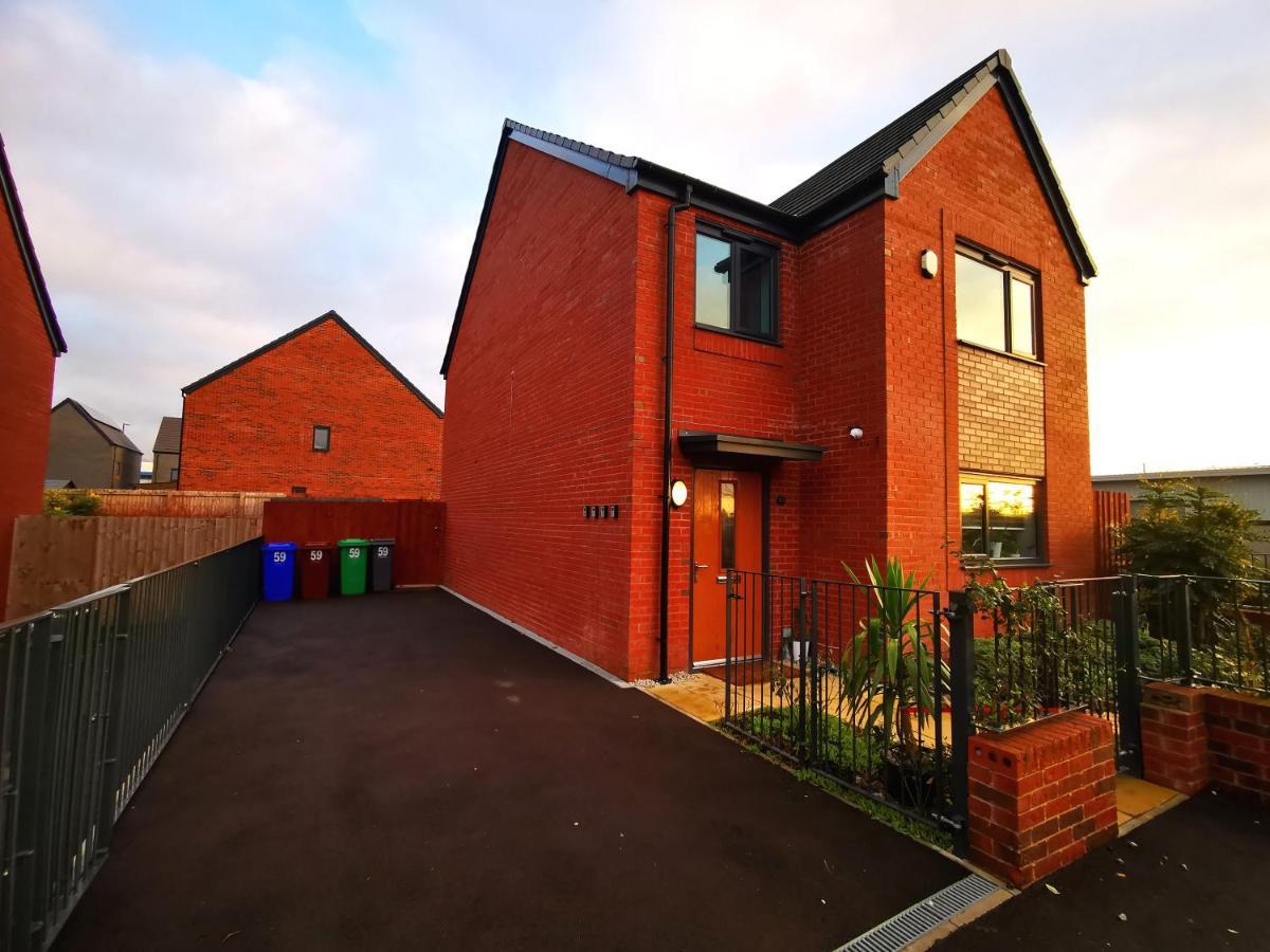 The Lawnswood - Central Manchester Holiday Home With Free Parking Exteriér fotografie