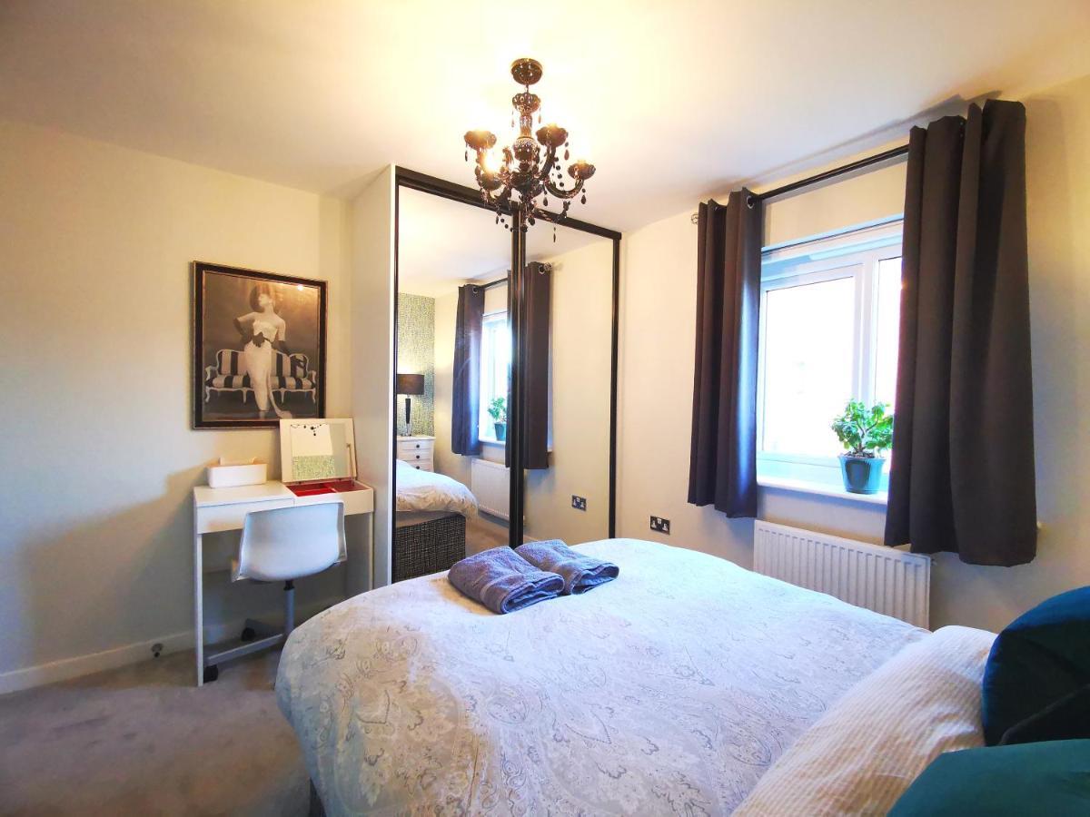 The Lawnswood - Central Manchester Holiday Home With Free Parking Exteriér fotografie
