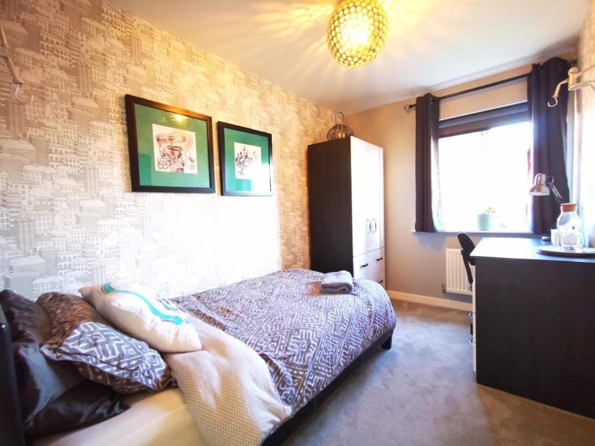 The Lawnswood - Central Manchester Holiday Home With Free Parking Exteriér fotografie