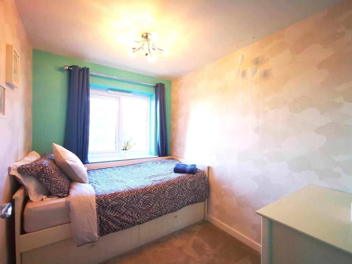 The Lawnswood - Central Manchester Holiday Home With Free Parking Exteriér fotografie